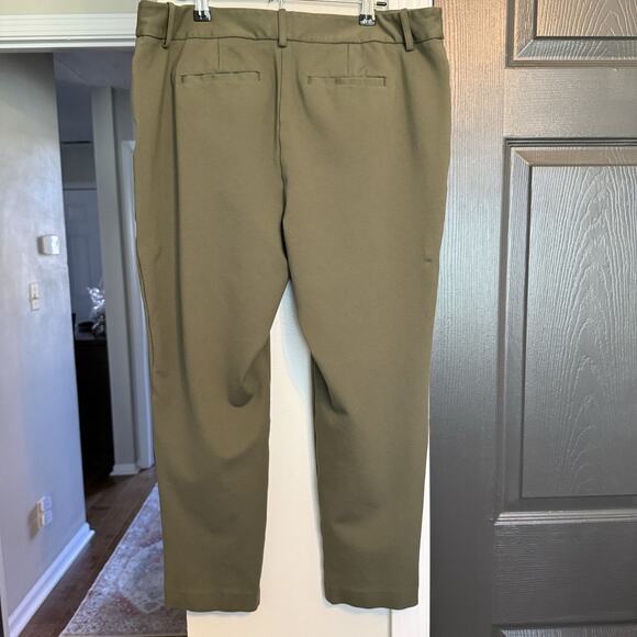 Liz Claiborne Womens Size 14 Green Casual Pants Office Mid-Rise Timeless Simple - Picture 2 of 11